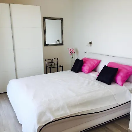 Vila Sole Villa *